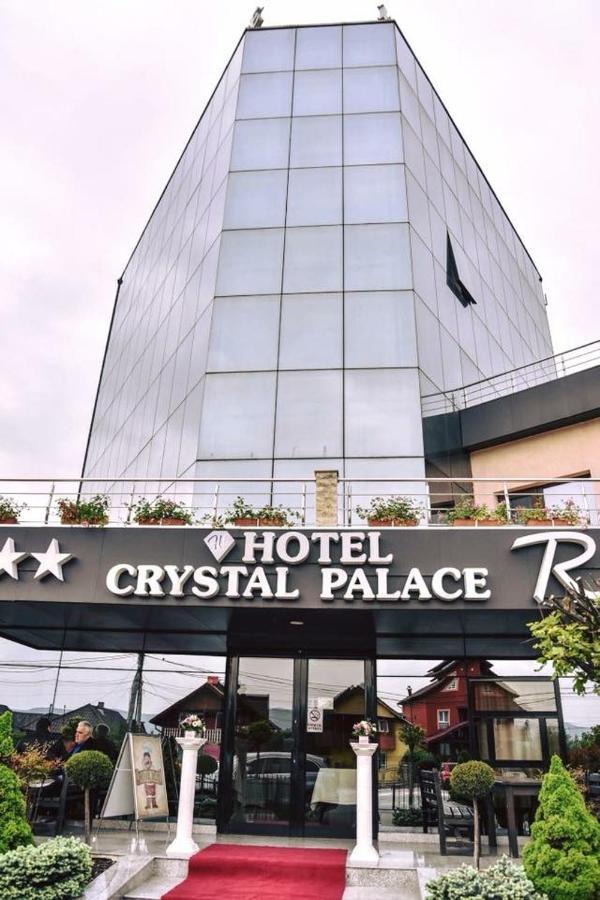 Hotel Crystal Palace Ramnicu Valcea Luaran gambar